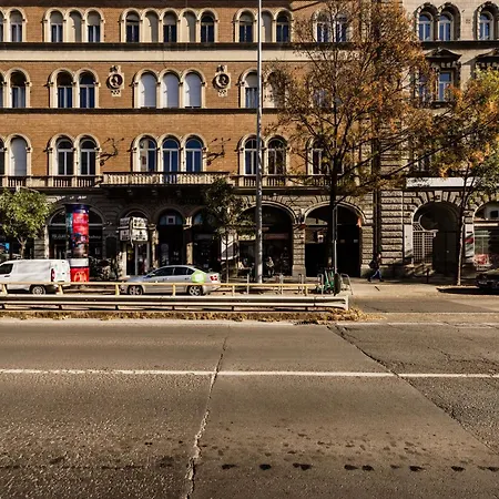 Luxury Art Deco Near Hungarian Parliament Appartement *